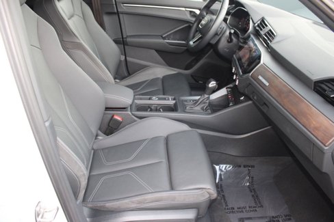 Used 2022 Audi Q3 2.0T Premium Plus image 36