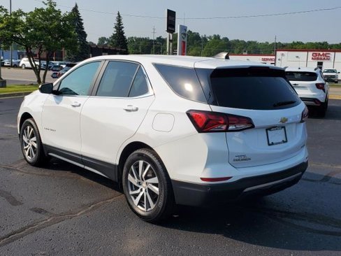 Used 2022 Chevrolet Equinox LT image 3