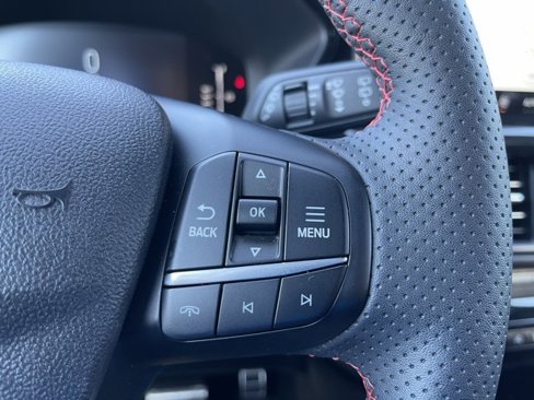 Used 2023 Ford Escape ST-Line w/ Tech Pack #1 image 17