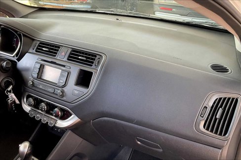Used 2014 Kia Rio SX image 17