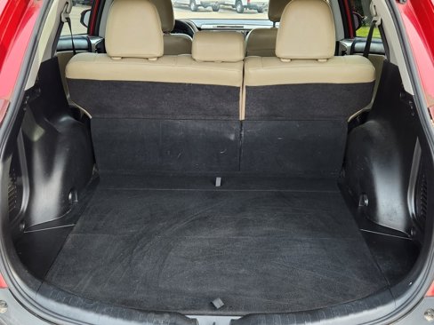 Used 2014 Toyota RAV4 XLE image 31