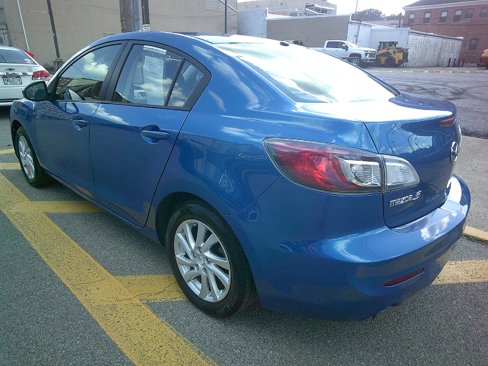Used 2012 MAZDA MAZDA3 i Touring image 4