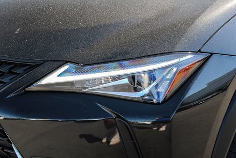 Used 2022 Lexus UX 250h image 4