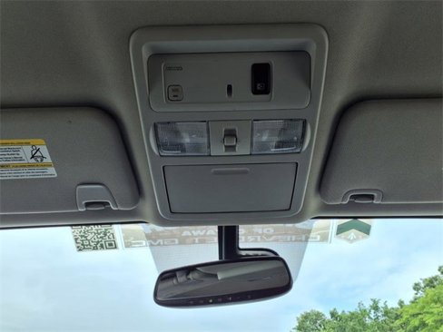 Used 2017 Nissan Titan SL w/ Chrome Package image 30