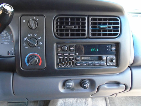Used 1997 Dodge Dakota SLT image 15