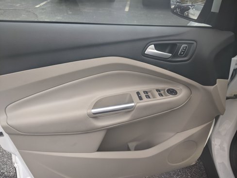 Used 2018 Ford Escape SEL image 14