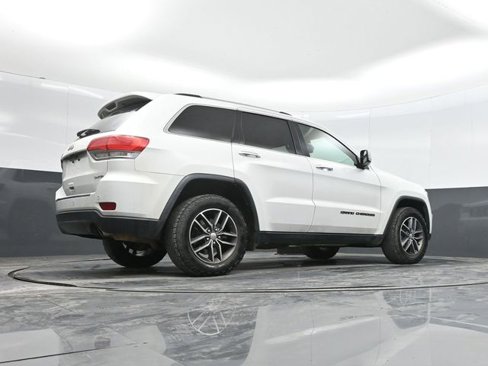 Used 2018 Jeep Grand Cherokee Limited image 37