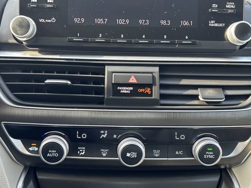 Used 2018 Honda Accord LX image 17