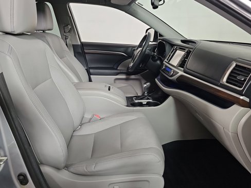 Used 2014 Toyota Highlander Limited image 20