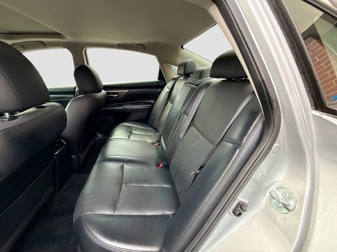 Used 2015 Nissan Altima 2.5 SL w/ Technology Package image 26