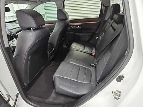 Used 2020 Honda CR-V Touring image 30