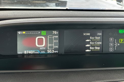Used 2022 Toyota Prius L Eco image 22