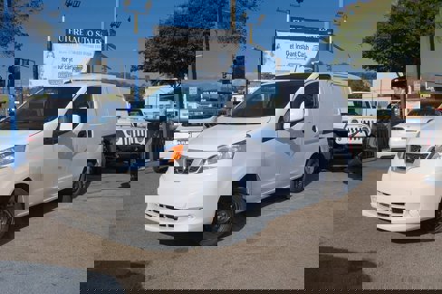 Used 2021 Nissan NV200 SV w/ Back Door Glass Package image 1