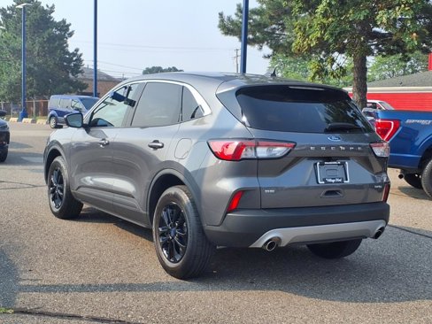Certified 2022 Ford Escape SE w/ Cold Weather Package image 7