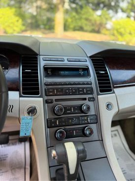 Used 2012 Ford Taurus SEL image 14