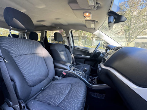 Used 2018 Dodge Journey SE w/ Connectivity Group image 25