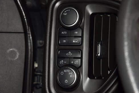 Used 2021 Chevrolet Silverado 1500 Custom image 33