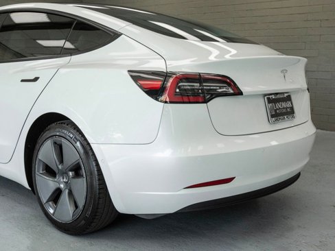 Used 2021 Tesla Model 3 Standard Range Plus image 36