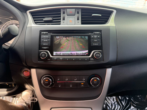 Used 2015 Nissan Sentra SV image 27