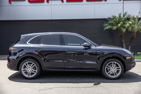 Certified 2019 Porsche Cayenne image 10