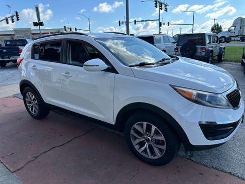 Used 2014 Kia Sportage LX image 3