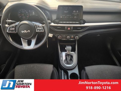 Used 2024 Kia Forte LXS image 28
