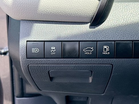 Used 2023 Toyota Camry LE image 11