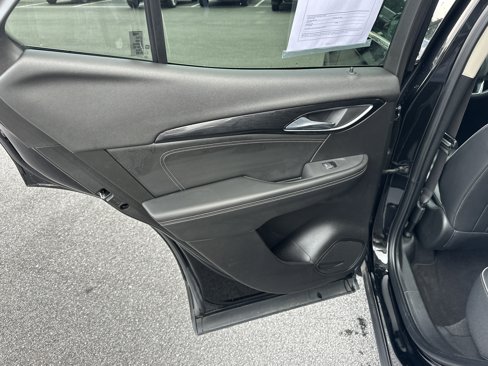Used 2023 Buick Envision Essence image 21