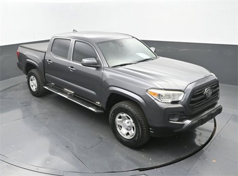 Used 2018 Toyota Tacoma SR image 27