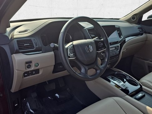 Used 2021 Honda Pilot Touring image 18