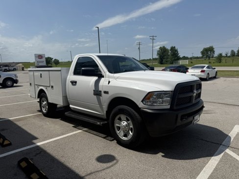 Used 2015 RAM 2500 Tradesman w/ Power & Remote Entry Group image 3