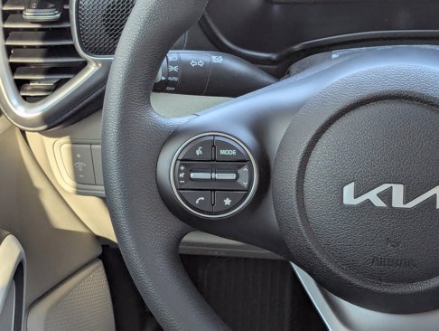 New 2025 Kia Soul LX image 17