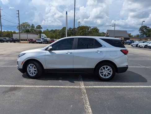 Used 2022 Chevrolet Equinox LT image 2