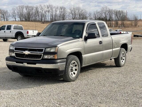 Used 2007 Chevrolet Silverado 1500 W/T image 1