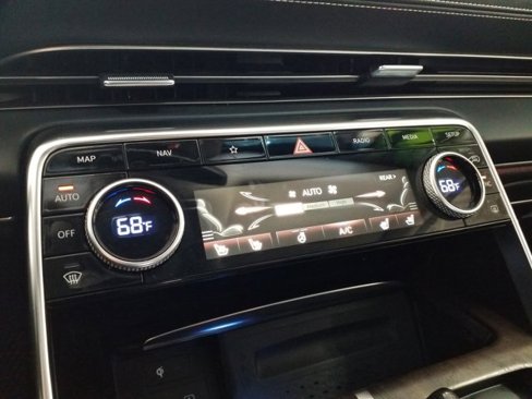 Used 2021 Genesis GV80 2.5T image 8