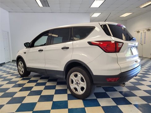 Used 2019 Ford Escape S image 7