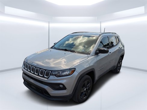 Used 2022 Jeep Compass Latitude image 7