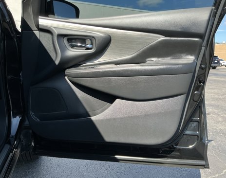 Used 2015 Nissan Murano SV w/ Premium Package image 25