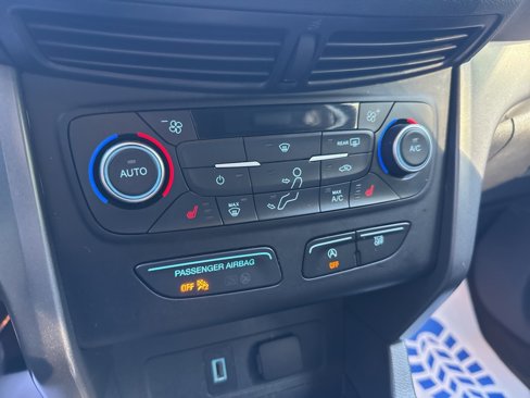 Used 2018 Ford Escape SEL image 32