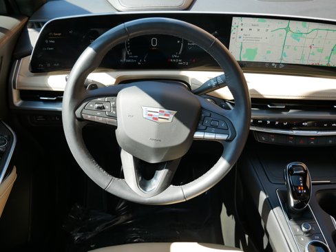 Used 2024 Cadillac XT4 Premium Luxury w/ Technology Package image 14