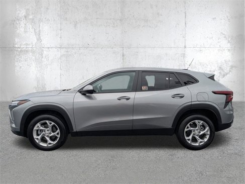 Certified 2024 Chevrolet Trax LS w/ LS Convenience Package image 6