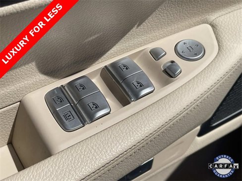 Used 2018 BMW 740i image 29