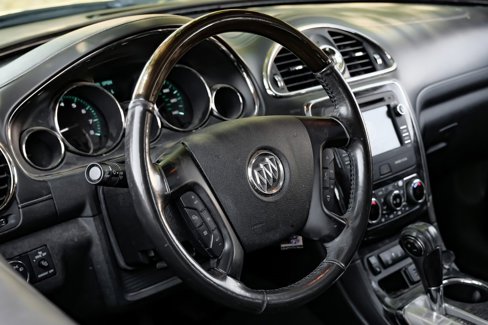 Used 2017 Buick Enclave Leather image 4