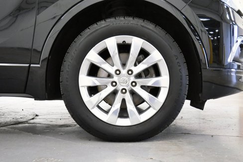 Used 2018 Buick Envision Essence image 34