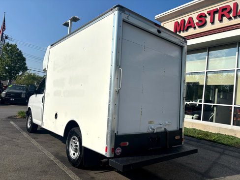 Used 2019 Chevrolet Express 3500 w/ Power Convenience Package image 11