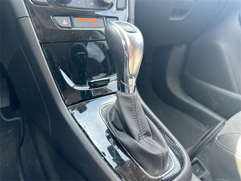 Used 2019 Buick Encore Preferred image 18