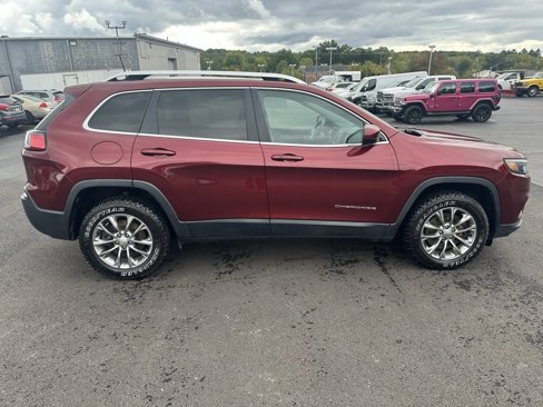 Used 2019 Jeep Cherokee Latitude Plus w/ Cold Weather Group image 4