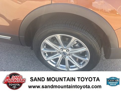 Used 2017 Ford Explorer Limited w/ Equipment Group 301A image 10