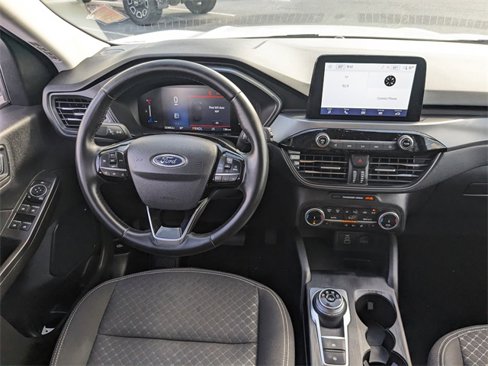 Used 2024 Ford Escape Active w/ Cold Weather Package image 15