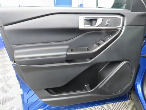Used 2020 Ford Explorer XLT w/ Equipment Group 202A image 60